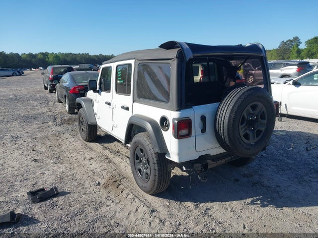 Jeep Wrangler 4-door Sport 4x4