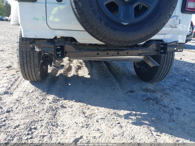 Jeep Wrangler 4-door Sport 4x4