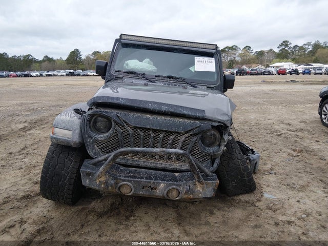 Jeep Wrangler Sport Altitude 4x4