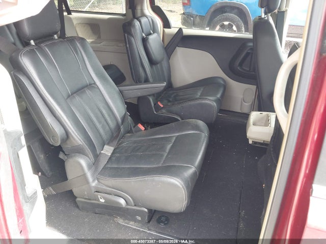 Chrysler Town & Country Touring