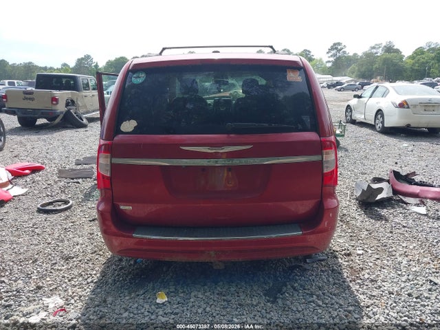 Chrysler Town & Country Touring