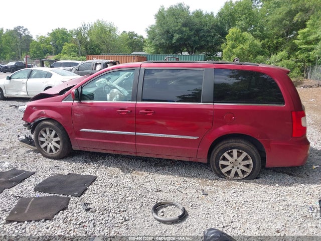 Chrysler Town & Country Touring