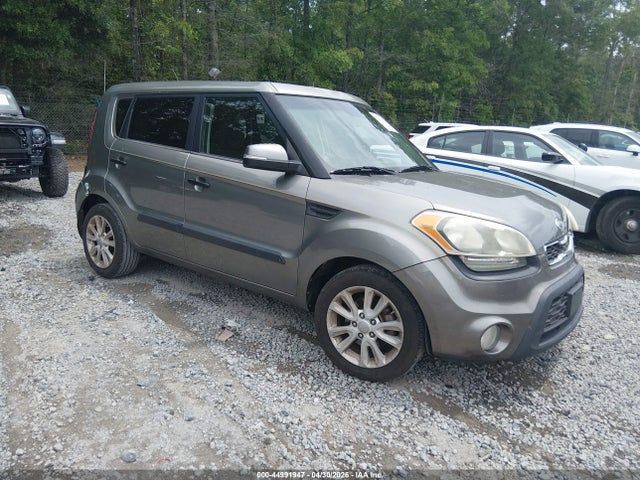 Salvage Kia Soul Image