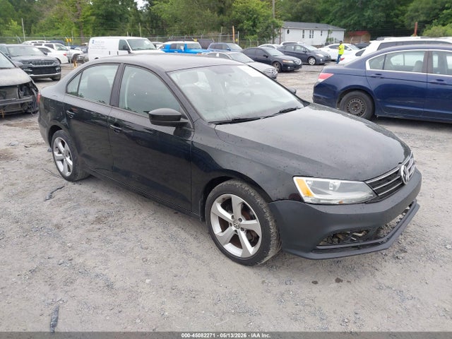 Salvage Volkswagen Jetta Image