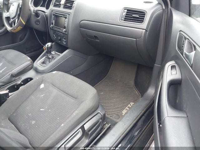 Volkswagen Jetta 2.0l S