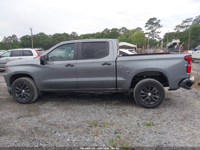 Chevrolet Silverado 1500 2wd  Short Bed Custom