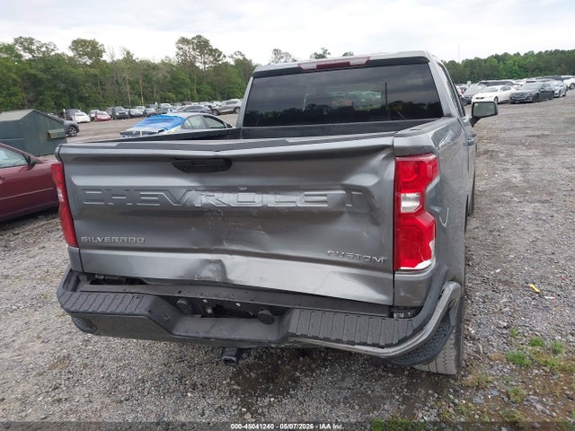 Chevrolet Silverado 1500 2wd  Short Bed Custom