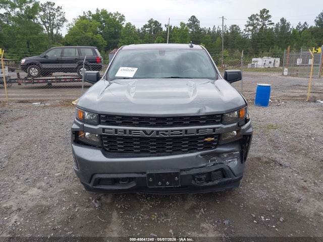 Chevrolet Silverado 1500 2wd  Short Bed Custom