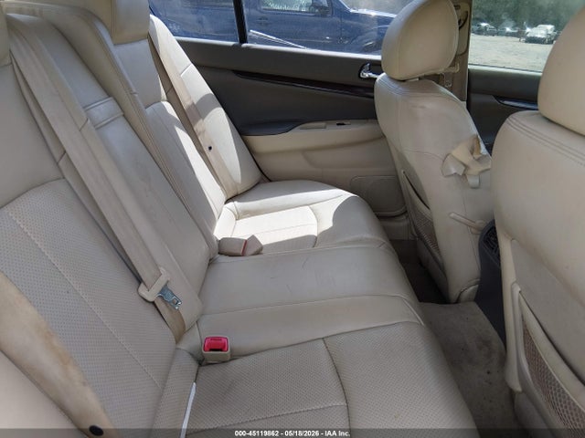 INFINITI G37 Journey