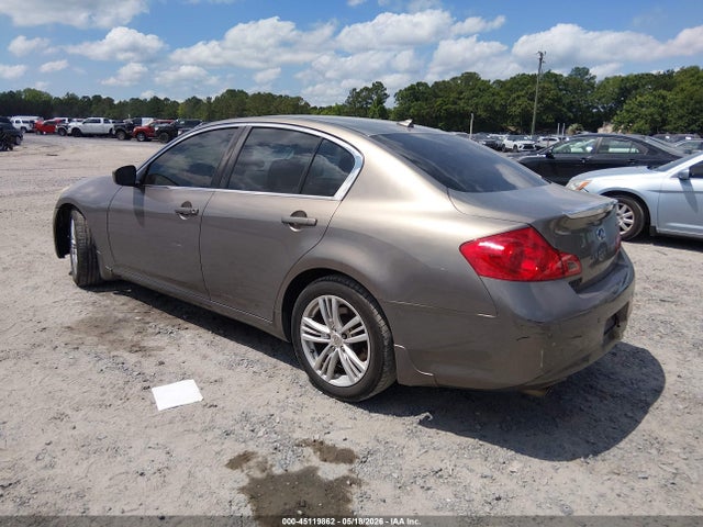 INFINITI G37 Journey