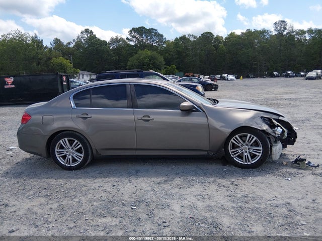 INFINITI G37 Journey