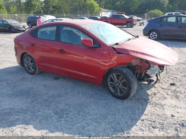 Salvage Hyundai ELANTRA Image