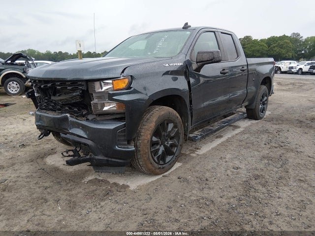 Chevrolet Silverado 1500 Custom