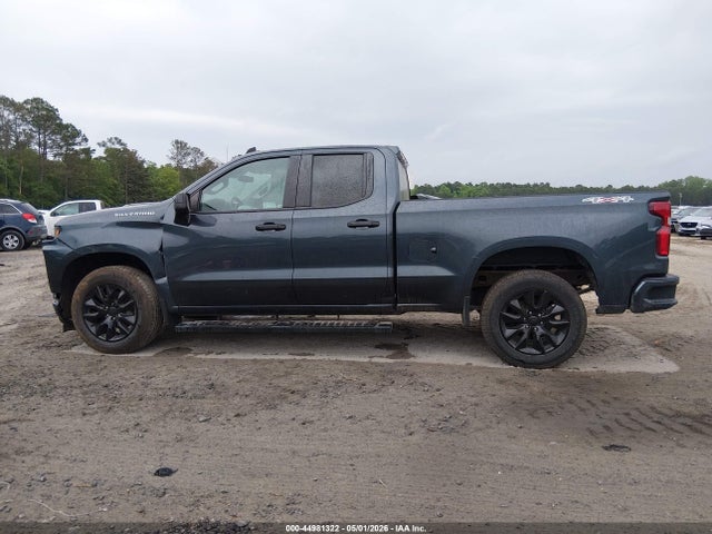 Chevrolet Silverado 1500 Custom