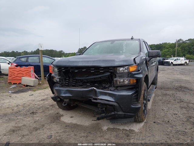 Chevrolet Silverado 1500 Custom