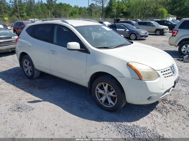 Salvage Nissan Rogue Image