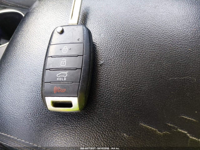 Kia Sorento 3.3l Lx