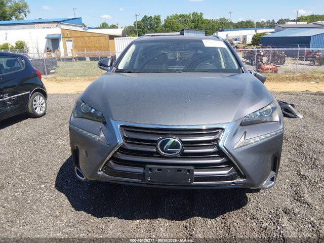 Lexus NX