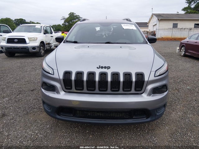 Jeep Cherokee Altitude Fwd