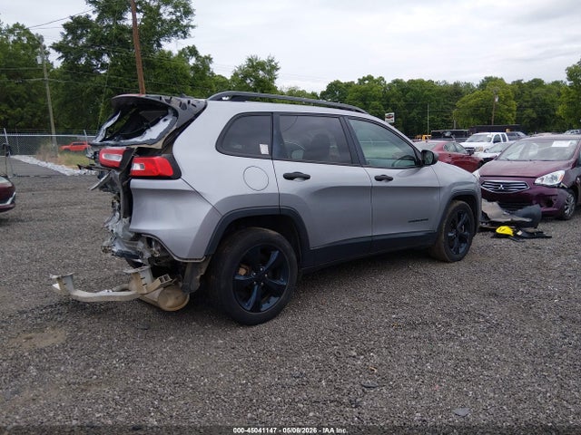 Jeep Cherokee Altitude Fwd