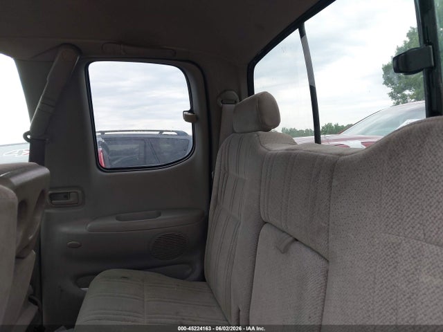 Toyota Tundra Sr5 V8