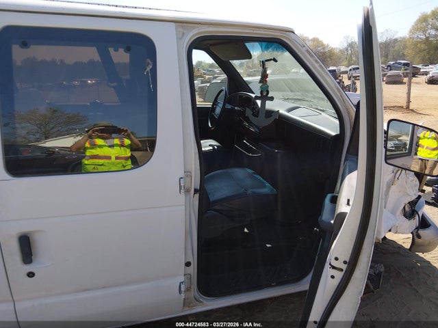 Ford Econoline E350 Super Duty