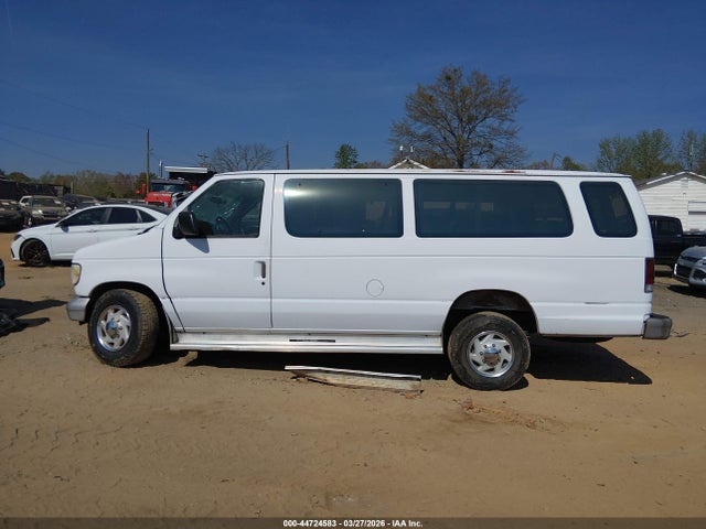 Ford Econoline E350 Super Duty