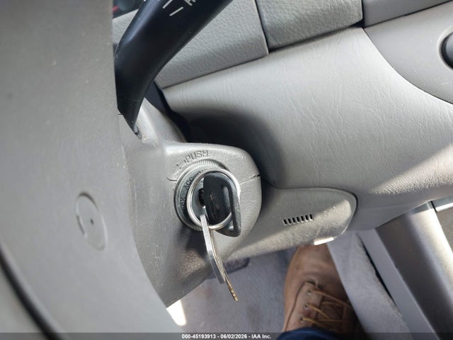 Toyota Camry Le
