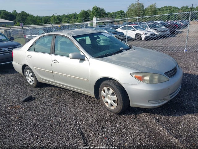 Salvage Toyota Camry Image