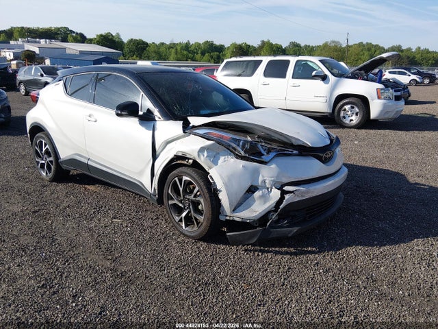 Salvage Toyota C-HR Image