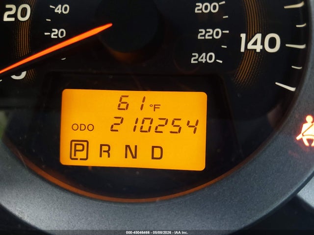 Toyota RAV4 Limited V6
