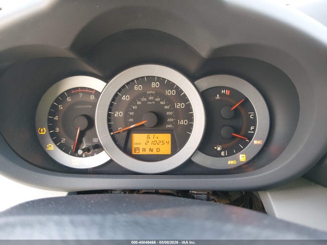 Toyota RAV4 Limited V6