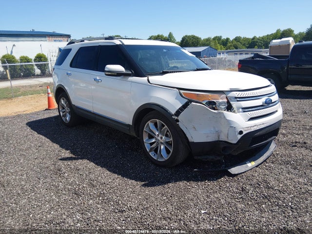 Salvage Ford Explorer Image