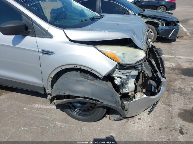 Ford Escape S