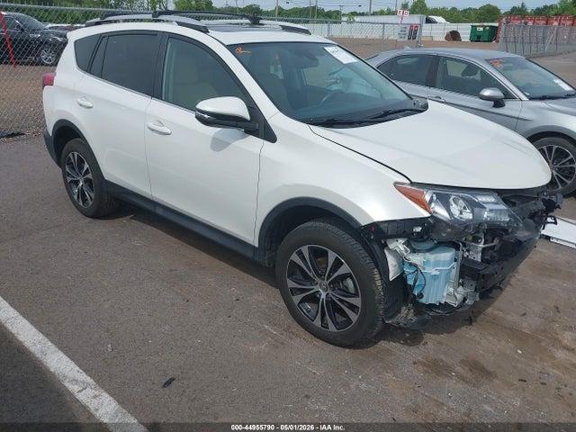 Salvage Toyota RAV4 Image