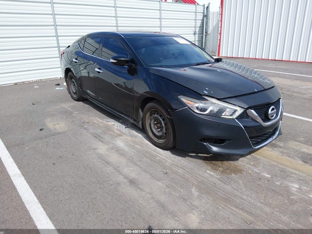Salvage Nissan Maxima Image