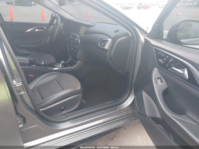 INFINITI Qx Luxe