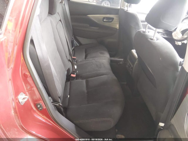Nissan Murano S