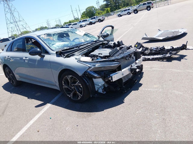 Salvage Kia K5 Image