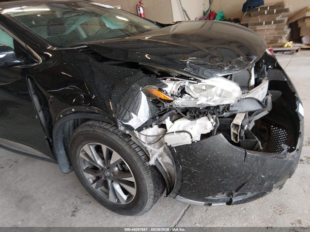 Nissan Murano Sv