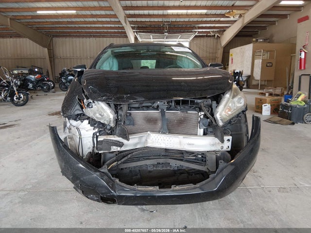 Nissan Murano Sv
