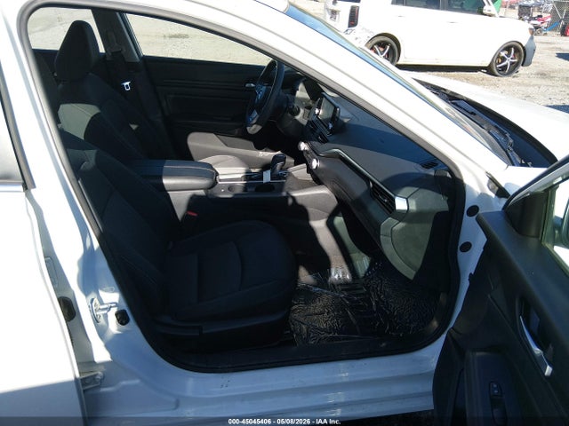Nissan Altima S Fwd