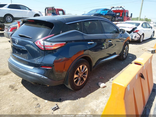 Nissan Murano S