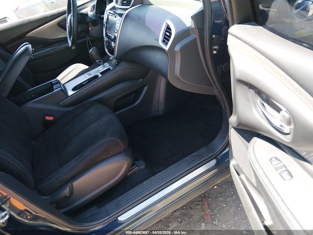 Nissan Murano S