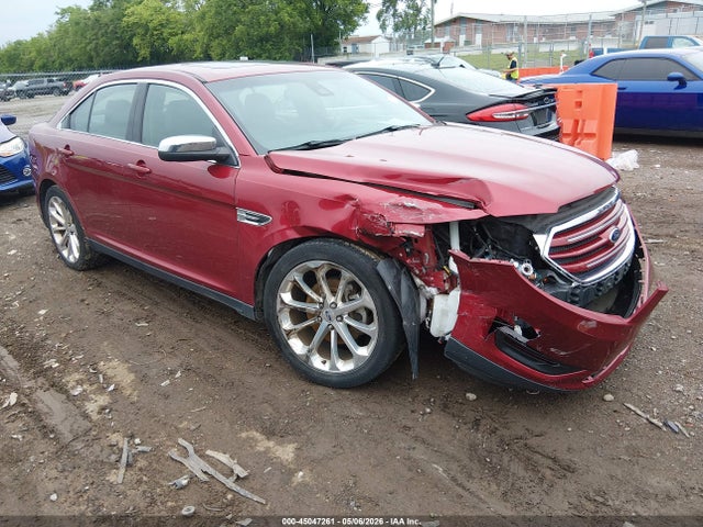 Salvage Ford Taurus Image