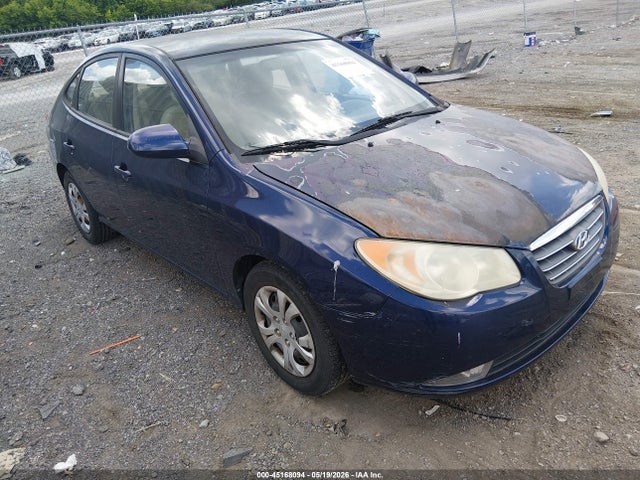 Salvage Hyundai ELANTRA Image