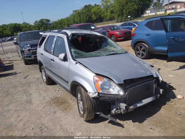 Salvage Honda CR-V Image