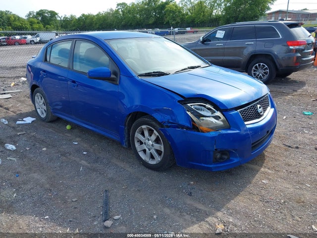 Salvage Nissan Sentra Image