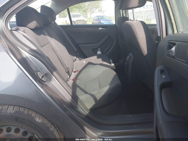 Volkswagen Jetta 2.0l S