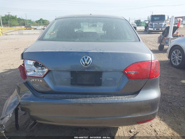 Volkswagen Jetta 2.0l S
